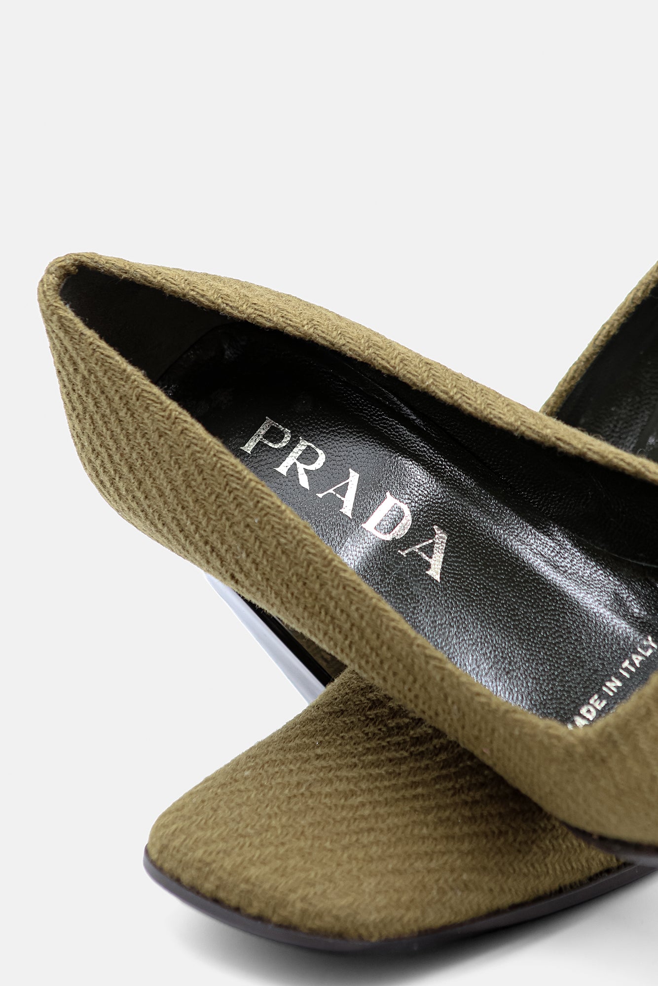 décolleté Prada