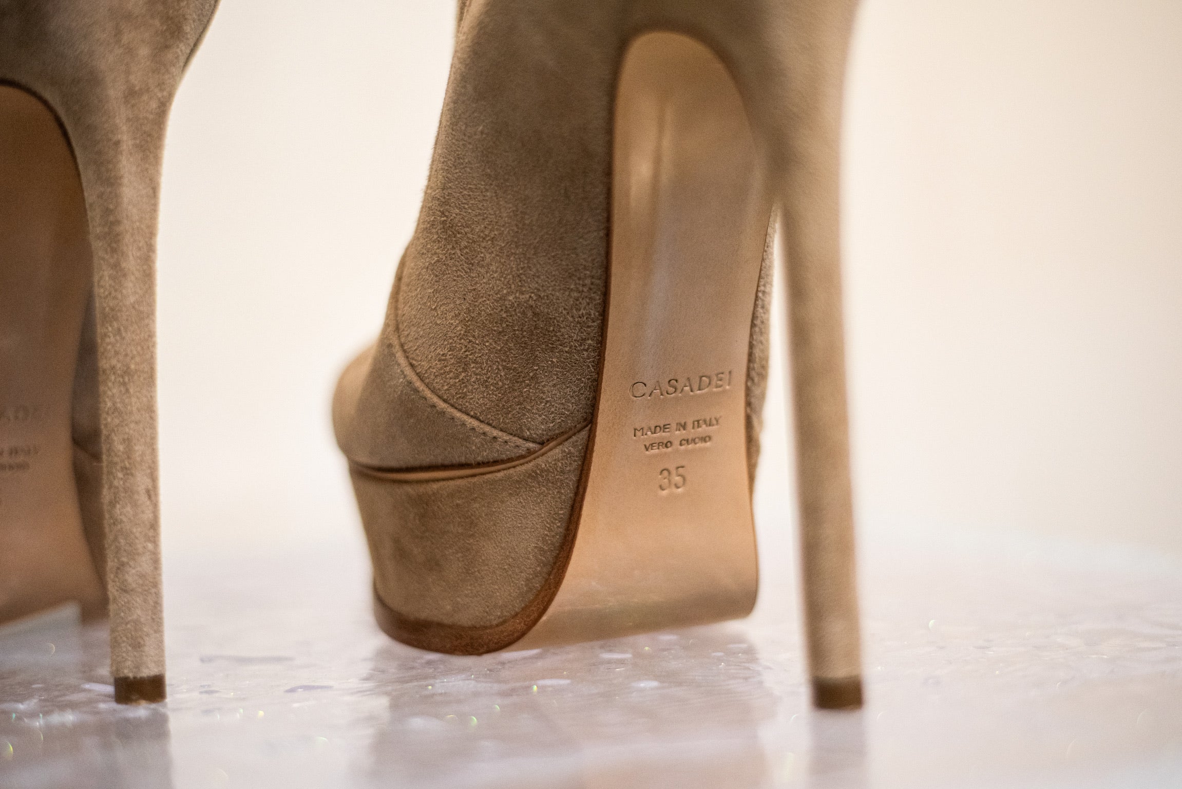 SCARPA CON TACCO CASADEI