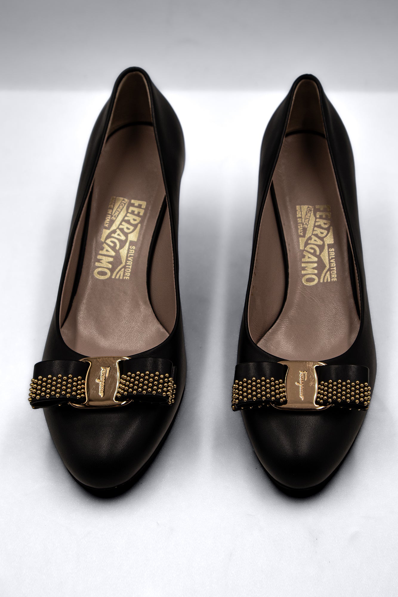 decolleté "VARA" Salvatore Ferragamo