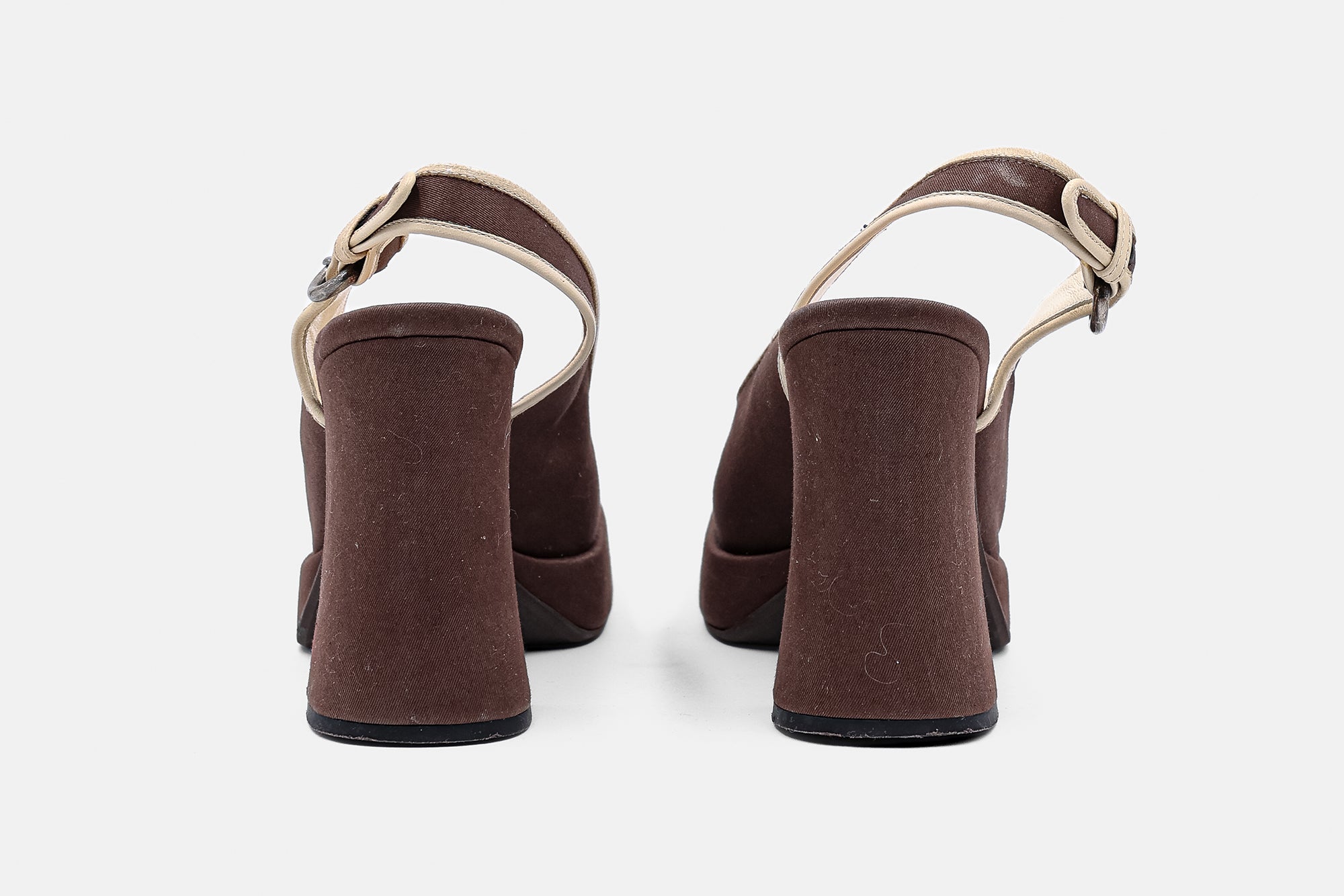 sandali con zeppa Miu Miu